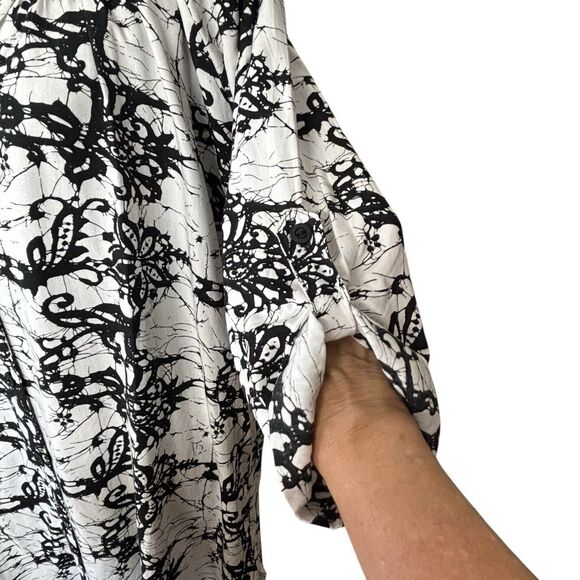 NEW Soft Surroundings Black And White Tunic Top Shirt Roll Tab Sleeves - Picture 3 of 10